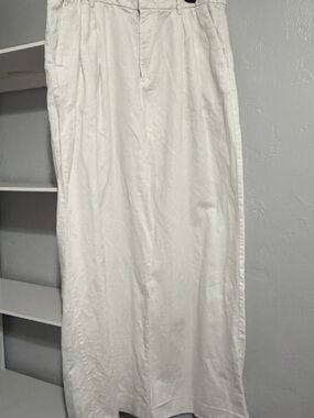GAP Women’s Wide Leg White Linen-Blend Pants